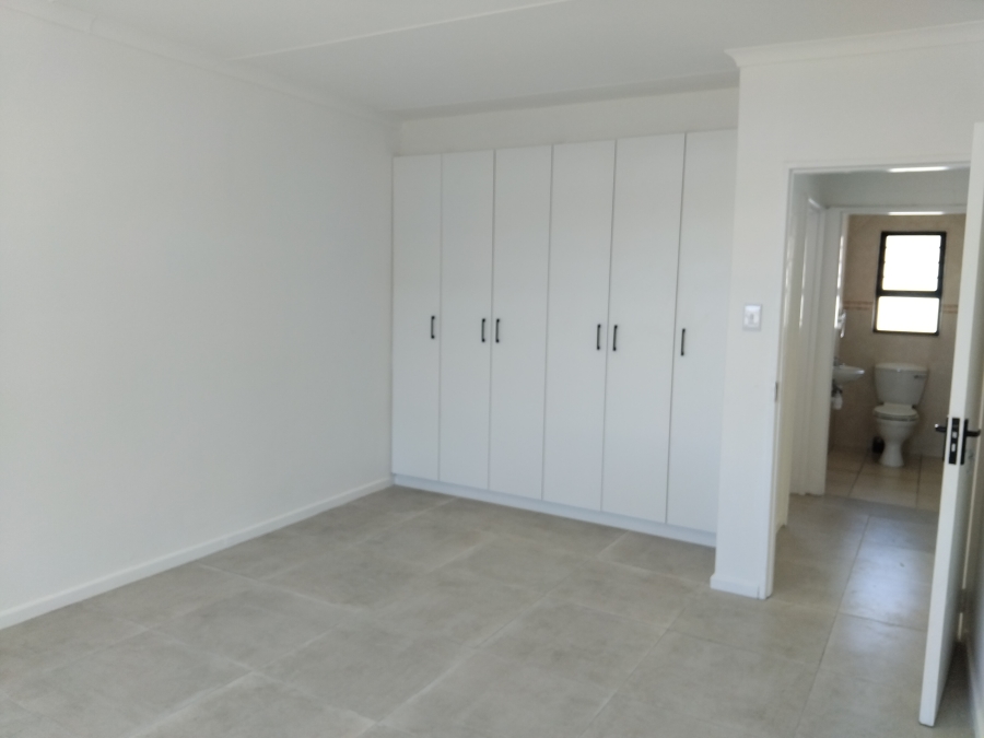 3 Bedroom Property for Sale in Country Club Western Cape